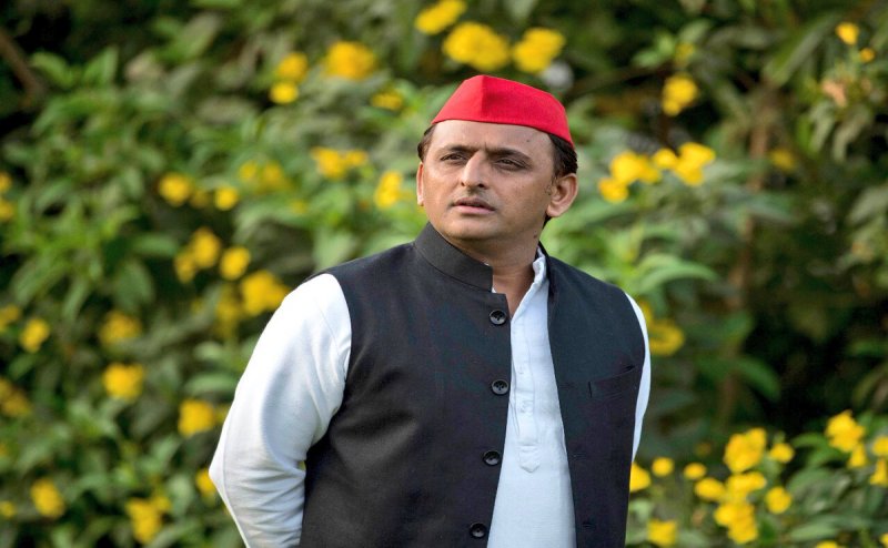 Akhilesh Yadav celebrates his 48th birthday today, CM Yogi dials to ...