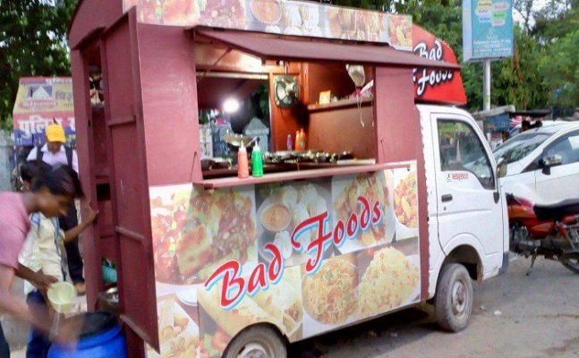 Check Out These 5 Awesome Food Trucks In Allahabad